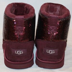 UGG Kids Boots in Maroon and Pink Sparkle